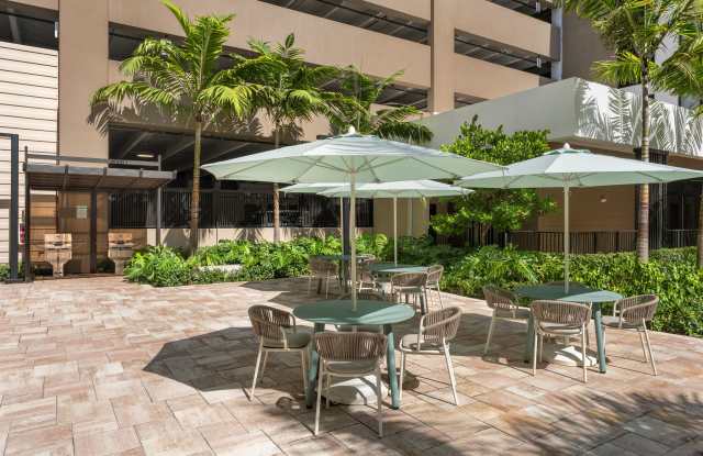 Alvista Bay Pointe Gallery 1