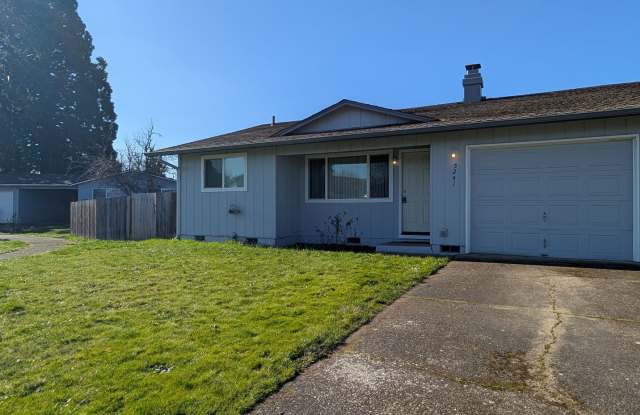 Cozy 2-Bedroom, 1-Bath Duplex in Springfield! photos photos