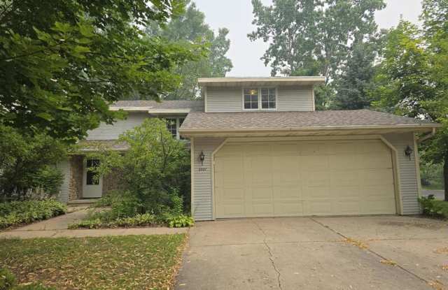 2435/2437 Remington Road - 2437 - 2435 Remington Road, Green Bay, WI 54302