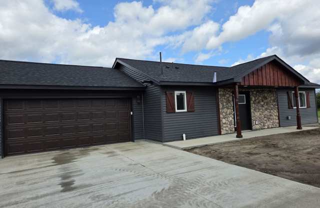 3 BR 2 BA home in Nashwauk Gallery 3