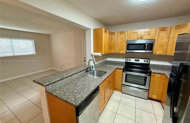 350 W Palm Cir W photos photos
