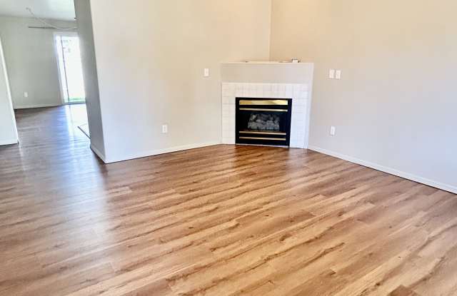 716 5th Way Gallery 4