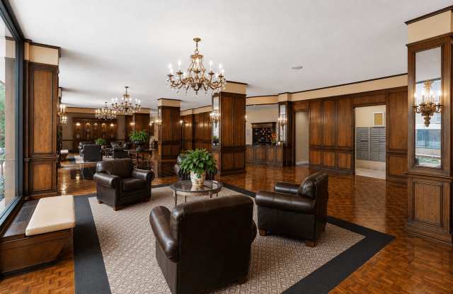 Cole Spring Plaza Apartments Gallery 3