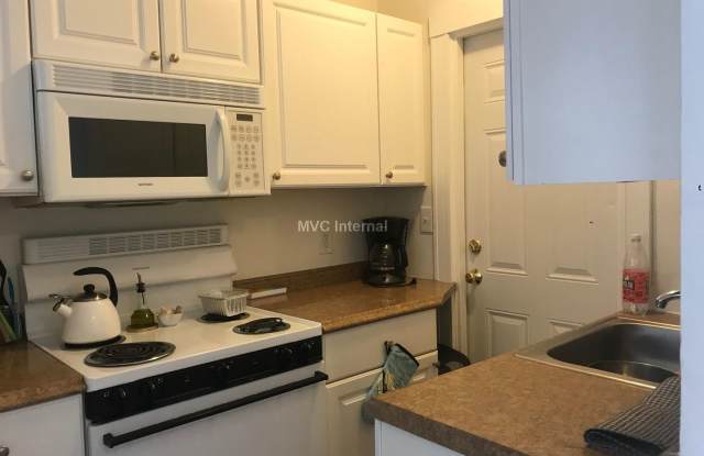 Nicely located 1 bed unit located right next to the Commuter Rail. photos photos
