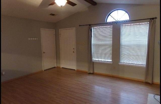 1801 Mesquite Circle Gallery 4