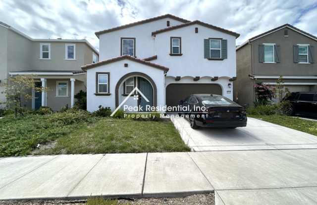 Beautiful 4 bedroom 3.5 bathroom home photos photos