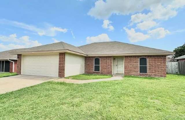For Rent – 3 Bedroom, 2 Bath Home with 2-Car Garage photos photos