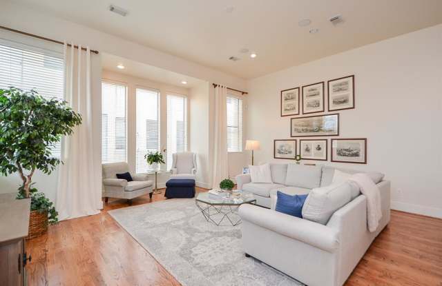 970 Patterson Street - 970 Patterson Street, Houston, TX 77007