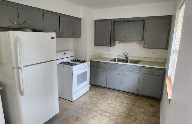 10323 W Villard Ave #Unit 4 photos photos