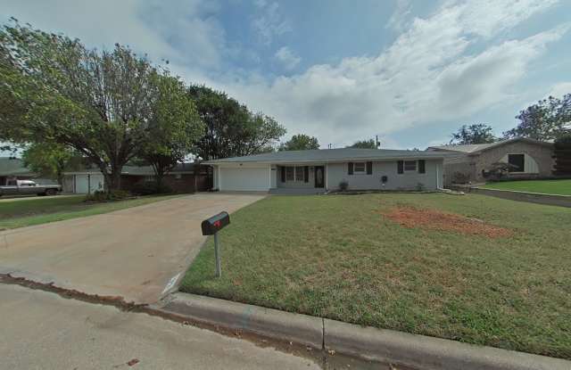 13 NW 58th photos photos