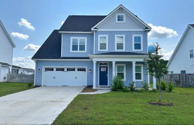 * HALF OFF FIRST MONTHS RENT* Welcome to this single-family home featuring 4 bedrooms and 3.5 bathrooms. Upon entry, you will be welcomed by an open-concept layout that connects the living room to the kitchen, perfect for entertaining. photos photos