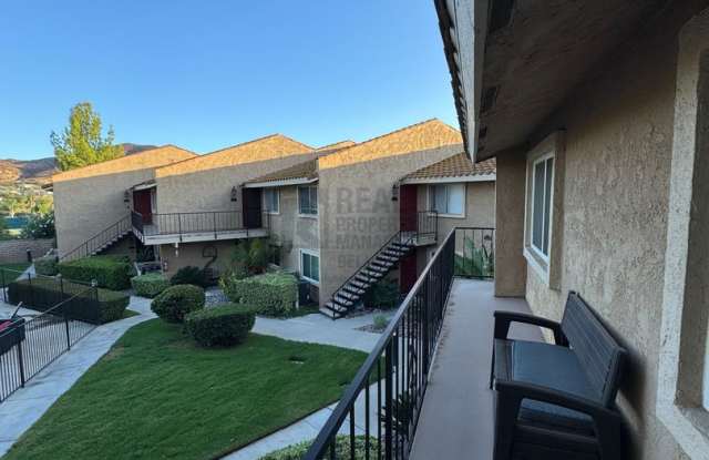 Lake Views, Gated Canyon Lake Living & Furnished Convenience! Gallery 4