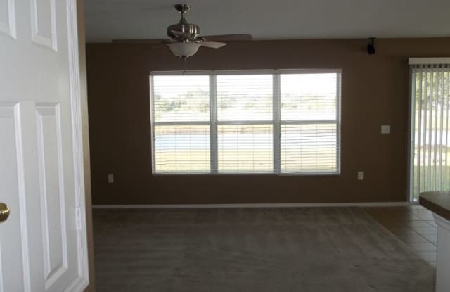 1745 Strathmore Circle Gallery 2