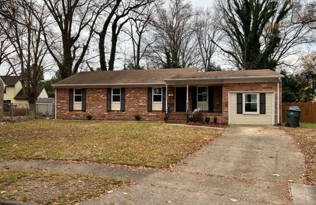 Four bedroom home in Norfolk - Beautiful Backyard photos photos