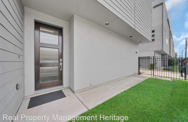 2384 COMMERCE ST - 2384 Commerce Street, Houston, TX 77003
