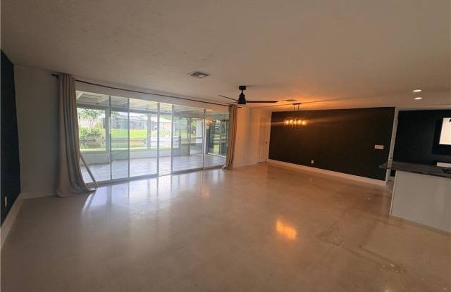 5108 Manor Court Gallery 4