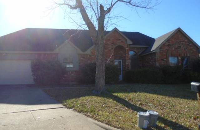 802 Trevor Way - 802 Trevor Way, Arlington, TX 76001