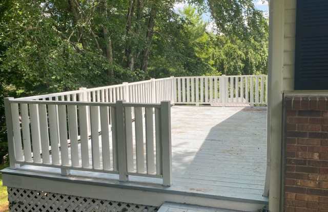 3 Bedroom/1.5 Bathroom House in Downtown West Jefferson! photos photos