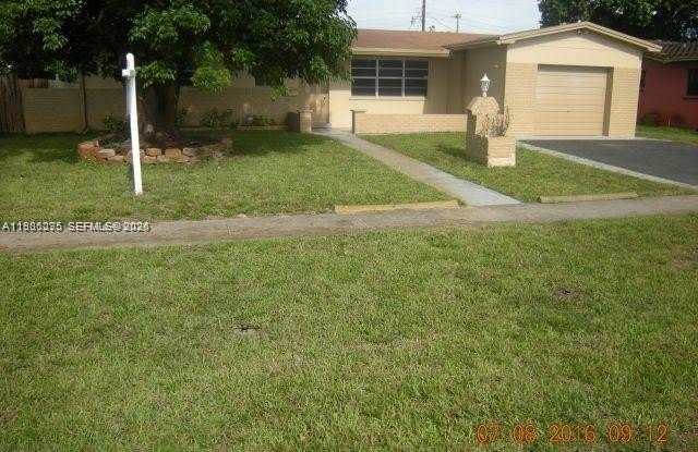 710 NW 77th Way photos photos