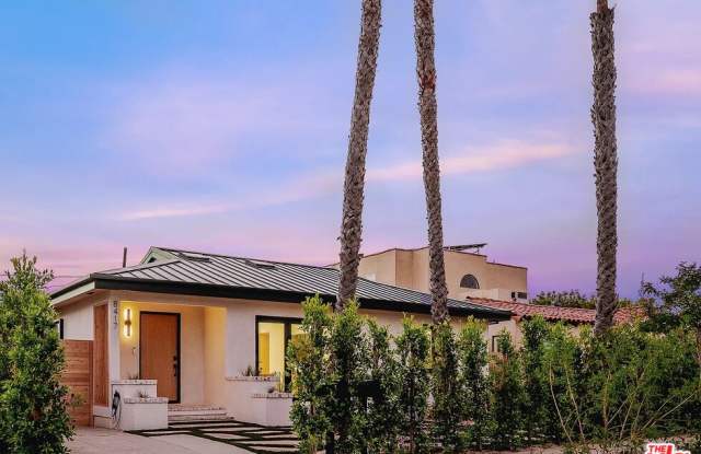 8417 Holy Cross Place photos photos