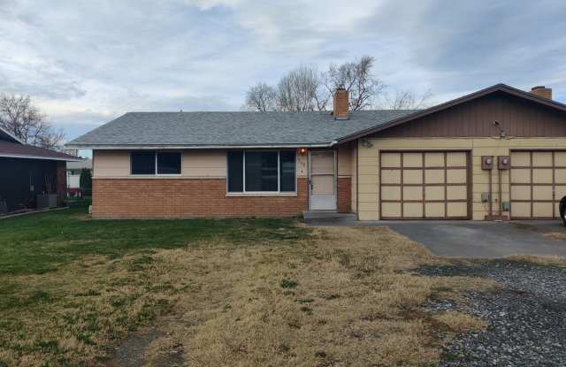 Duplex with garage and fenced yard and updates through out!!! photos photos