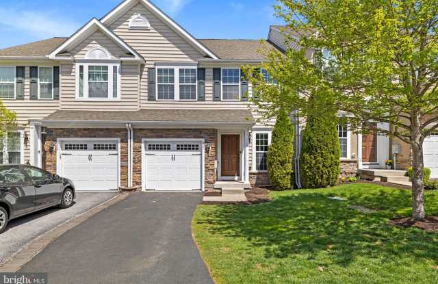 261 TALL TREES CIRCLE - 261 Tall Trees Circle, Chester County, PA 19335
