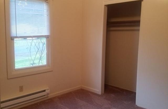 3229 N Whitney Dr. Gallery 4