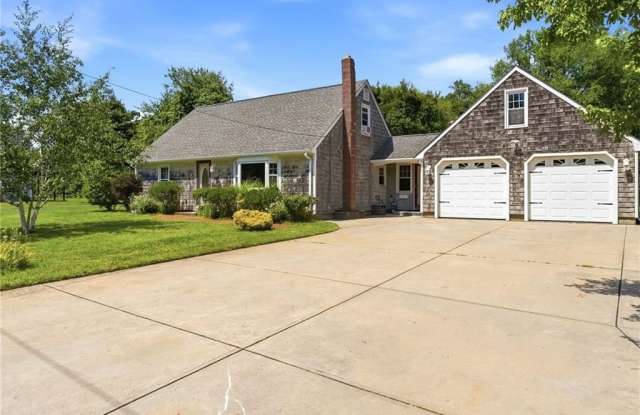 6 Lakewood Drive Gallery 2