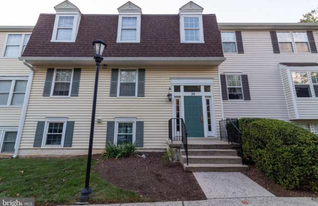35 PICKERING Court photos photos