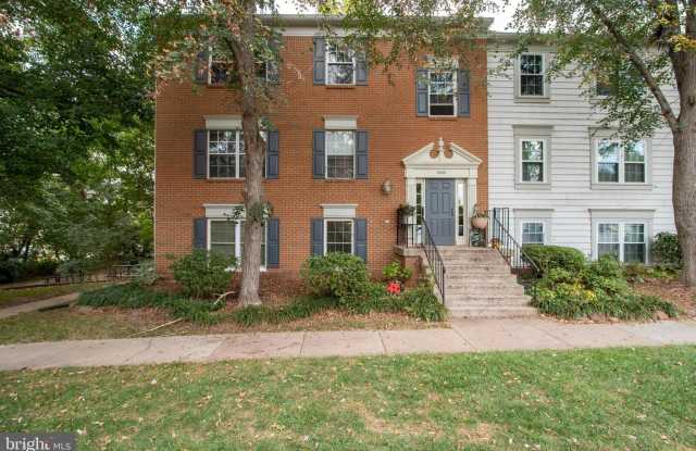 9260 NIKI Place unit: 301 - 9260 Niki Place, Manassas, VA 20110