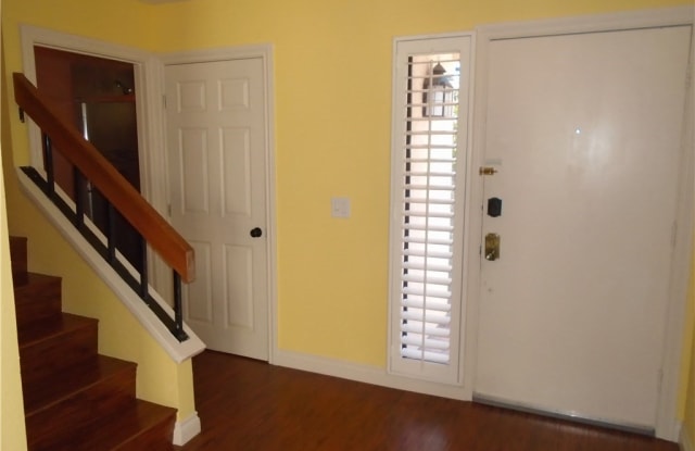 44 Navarre - 44 Navarre, Irvine, CA 92612