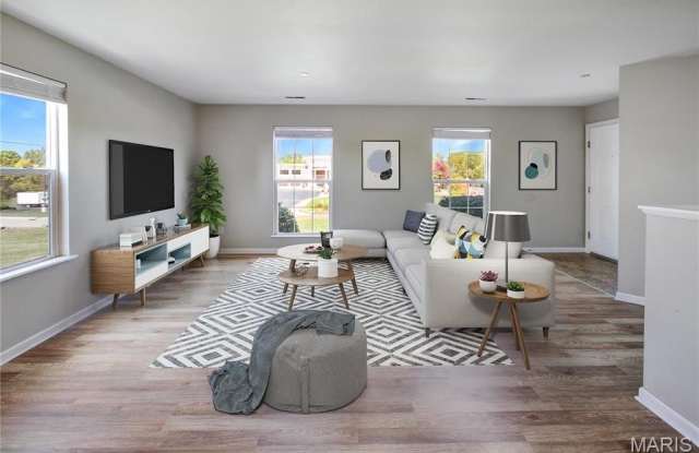 327 Stonewall Creek Drive Gallery 4
