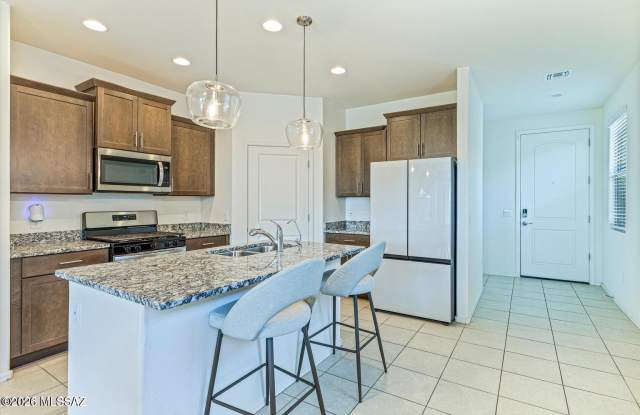 11296 S Weismann Drive Gallery 3