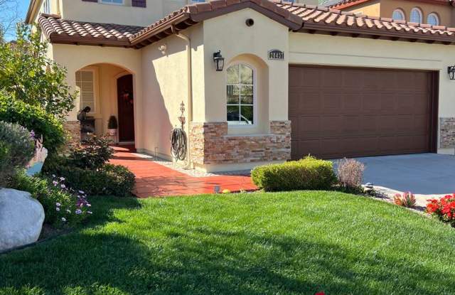 4 Bedroom Home for Rent in Valencia Northpark with Solar Panels! photos photos