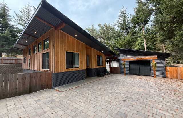 Furnished Modern Home for Rent – 2 Bedrooms + Flex Space | 3 Bathrooms | Pet Friendly photos photos