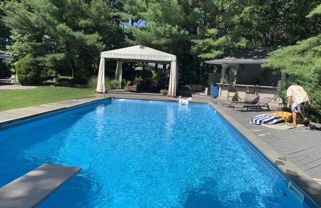 8 Split Rock Ct Gallery 2