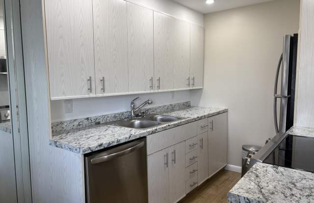 3082 Cornwall E Gallery 3