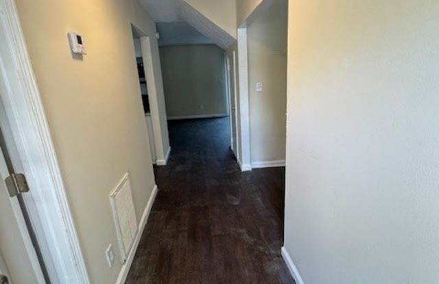 1867 Myrtle Drive SW Gallery 4