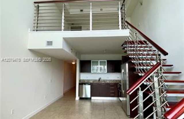 41 SE 5th St cu-2405, Miami, FL 33131 Gallery 3