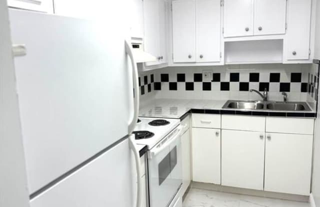 720 Orton Ave photos photos