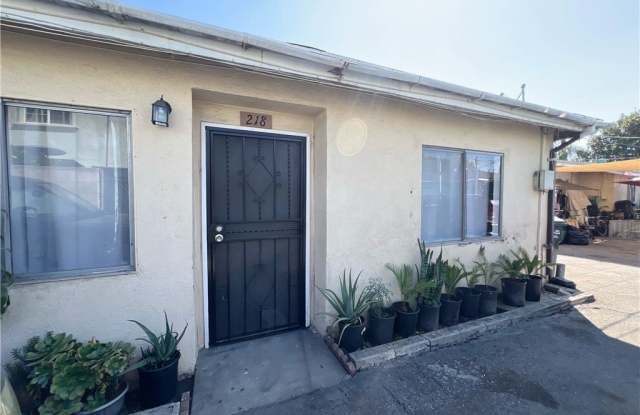 216 N Dalton Avenue photos photos