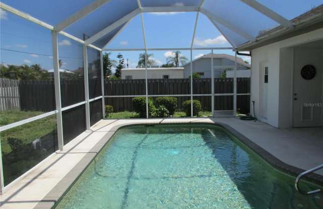 23404 PEACHLAND Boulevard Gallery 2