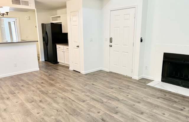 Beautiful updated condo! photos photos