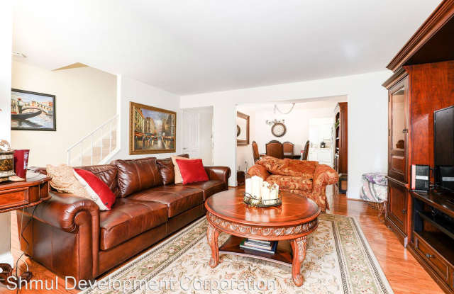 11924 Shagbark Dr Gallery 4