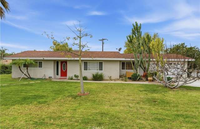 3920 El Camino photos photos