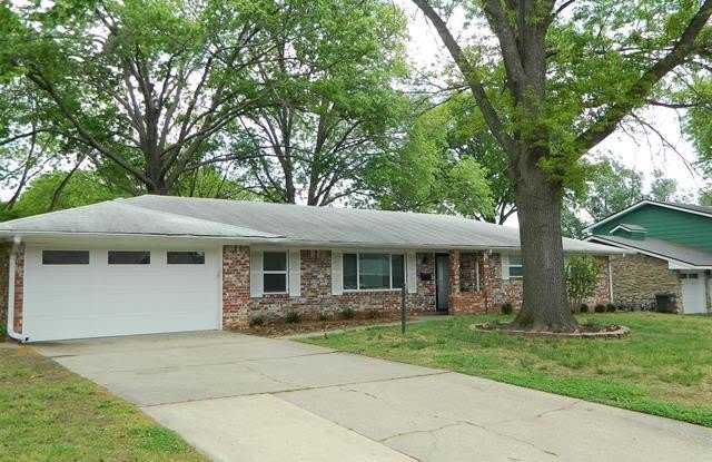 1416 Lariat Drive Gallery 1