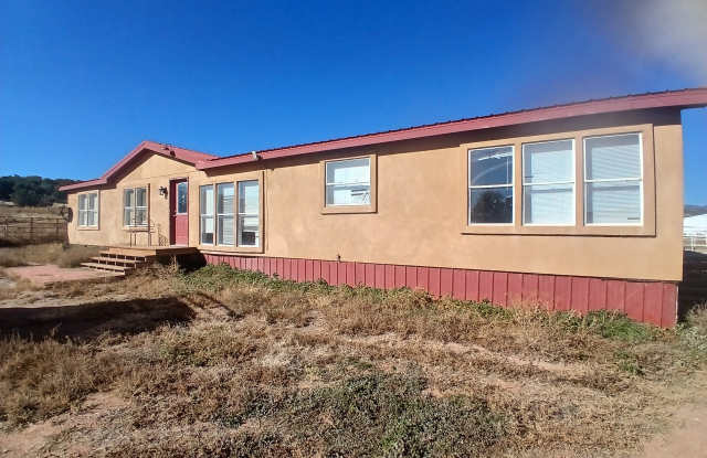 18233 Colorado 115  2 photos photos