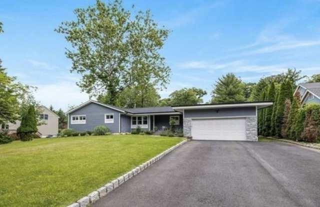 150 Fremont Ave photos photos