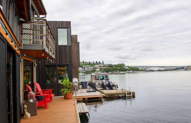 2235 Fairview Ave E #12 - 2235 Fairview Avenue East, Seattle, WA 98102