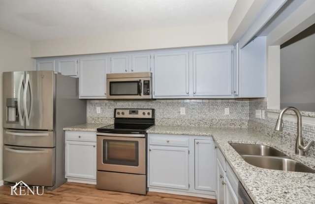 6590 Baybrook Court Gallery 2